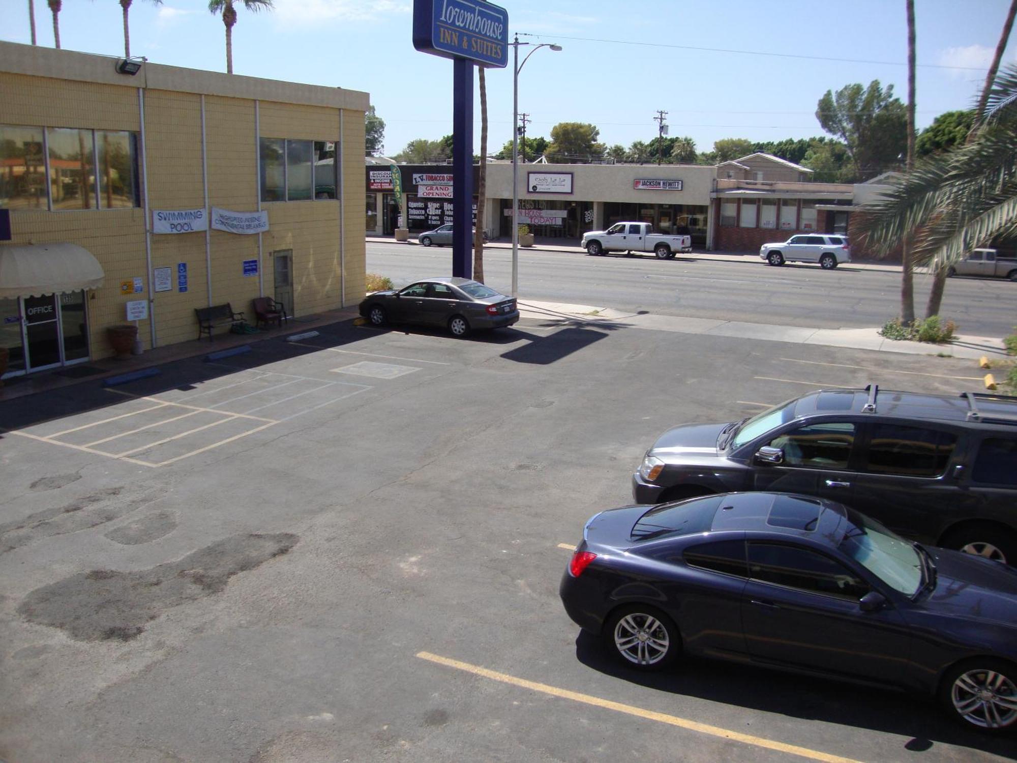 Townhouse Inn And Suites Brawley Εξωτερικό φωτογραφία