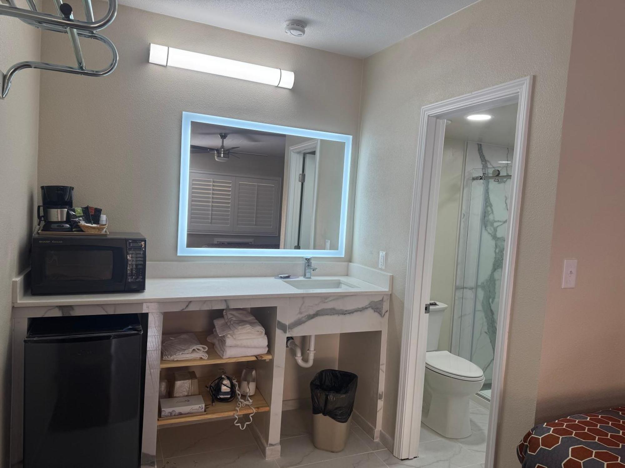 Townhouse Inn And Suites Brawley Εξωτερικό φωτογραφία