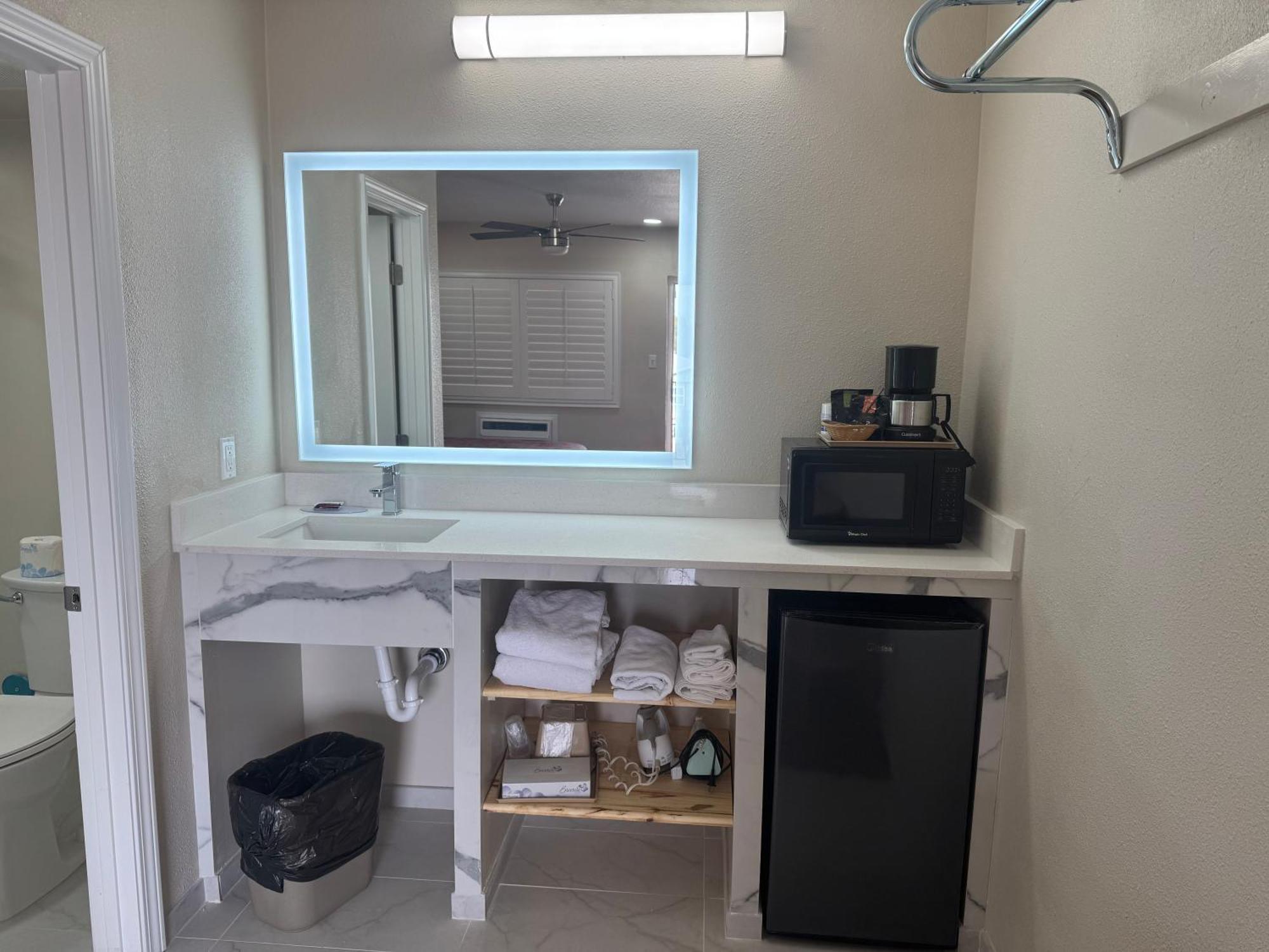 Townhouse Inn And Suites Brawley Εξωτερικό φωτογραφία