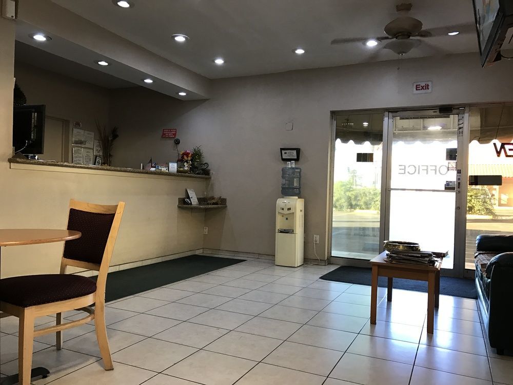 Townhouse Inn And Suites Brawley Εξωτερικό φωτογραφία