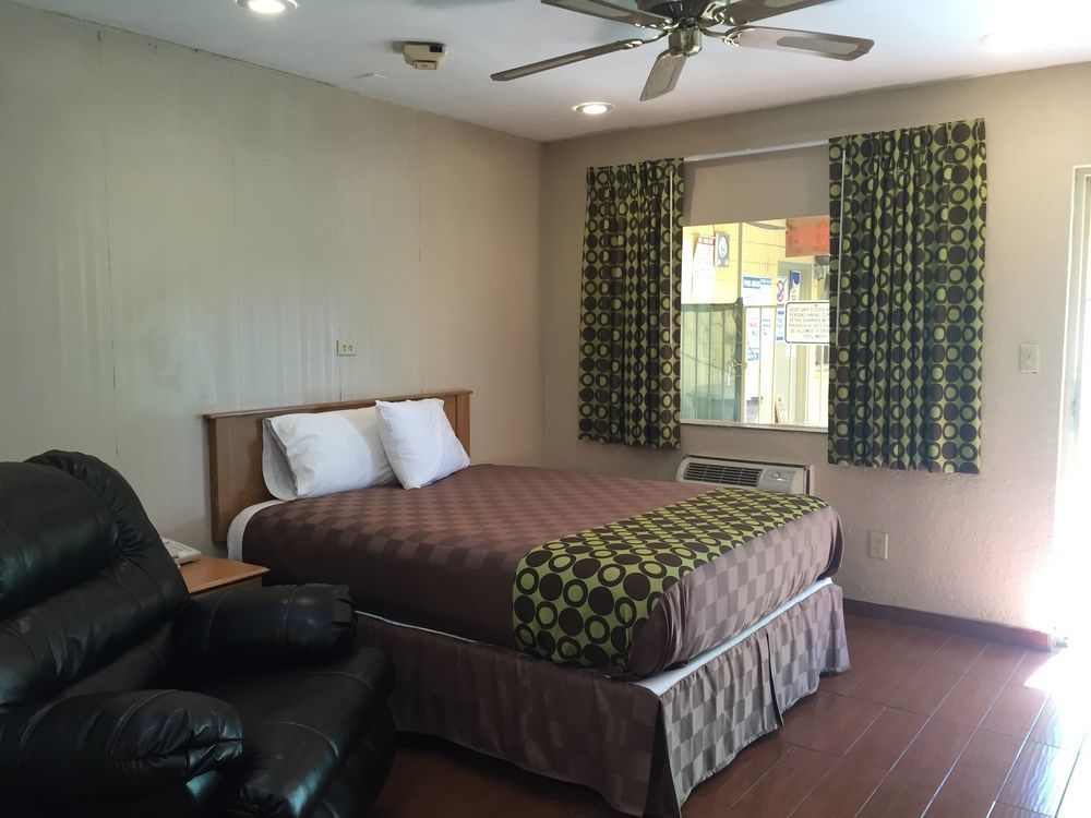 Townhouse Inn And Suites Brawley Εξωτερικό φωτογραφία