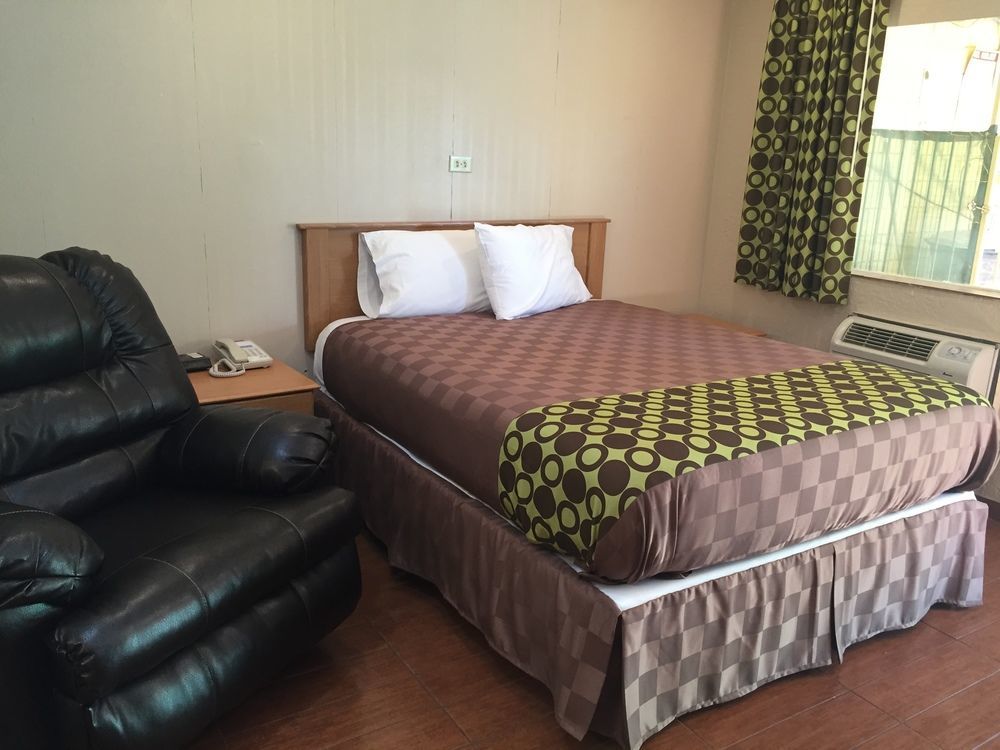 Townhouse Inn And Suites Brawley Εξωτερικό φωτογραφία